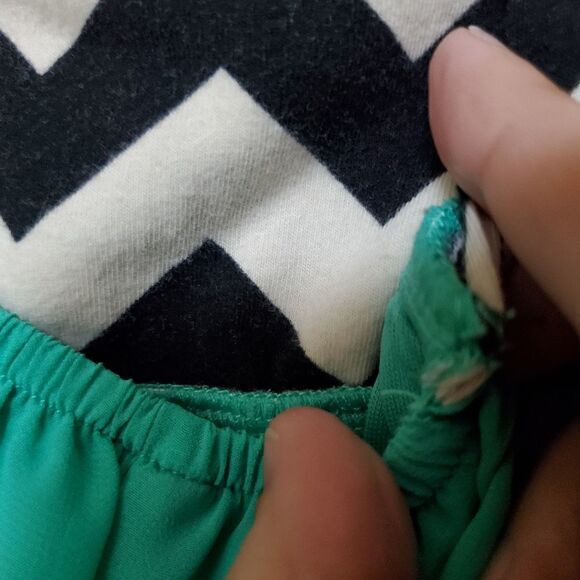 Sequin Hearts dress women's size small strapless mini chevron pattern - Picture 5 of 9